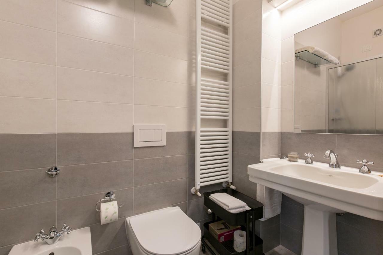 Domus Fluminis Bed & Breakfast Verona Exterior photo